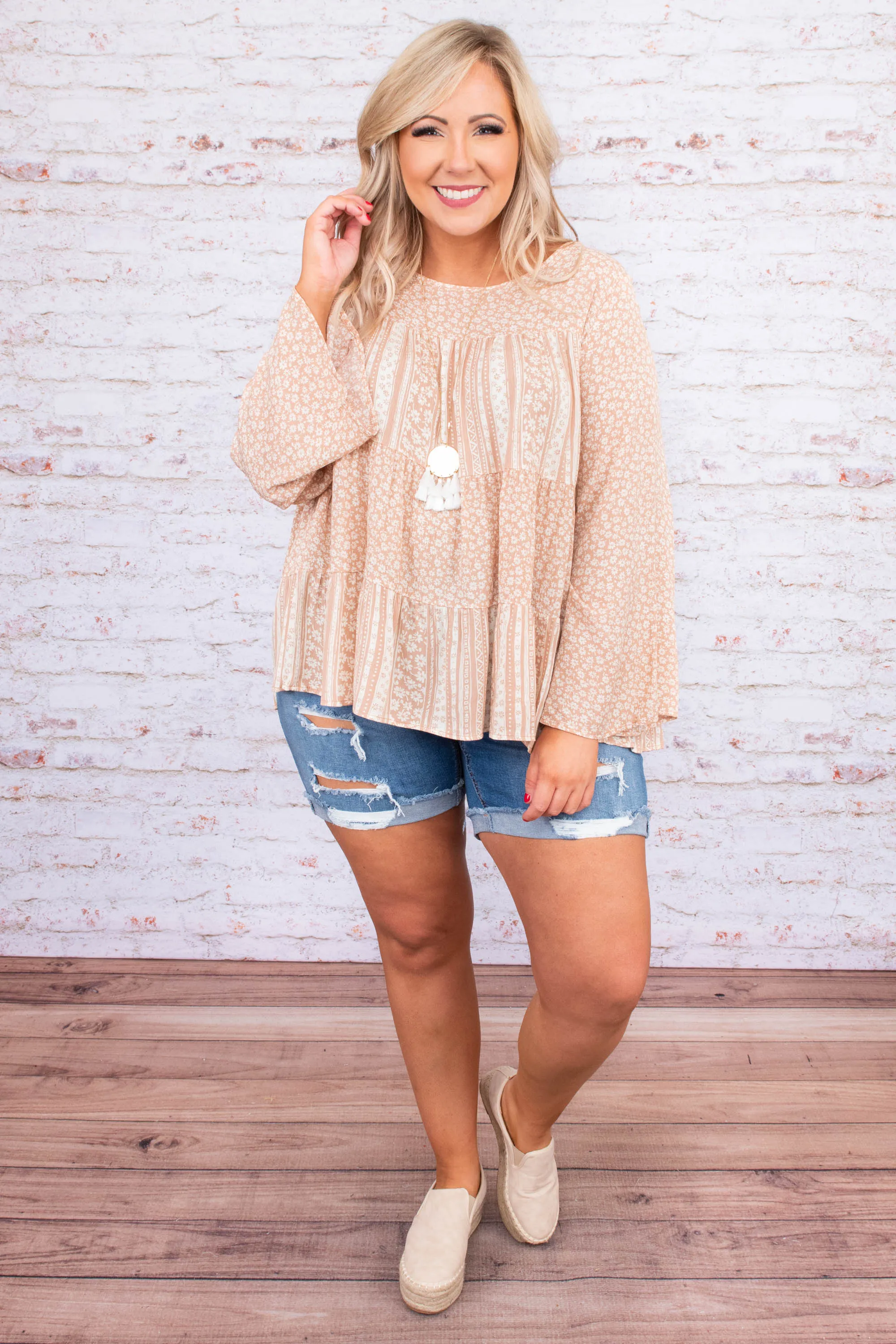 Breathless Charm Top, Peach