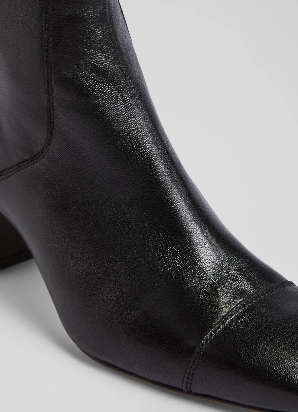 MAXINE ANKLE BOOTS - Black