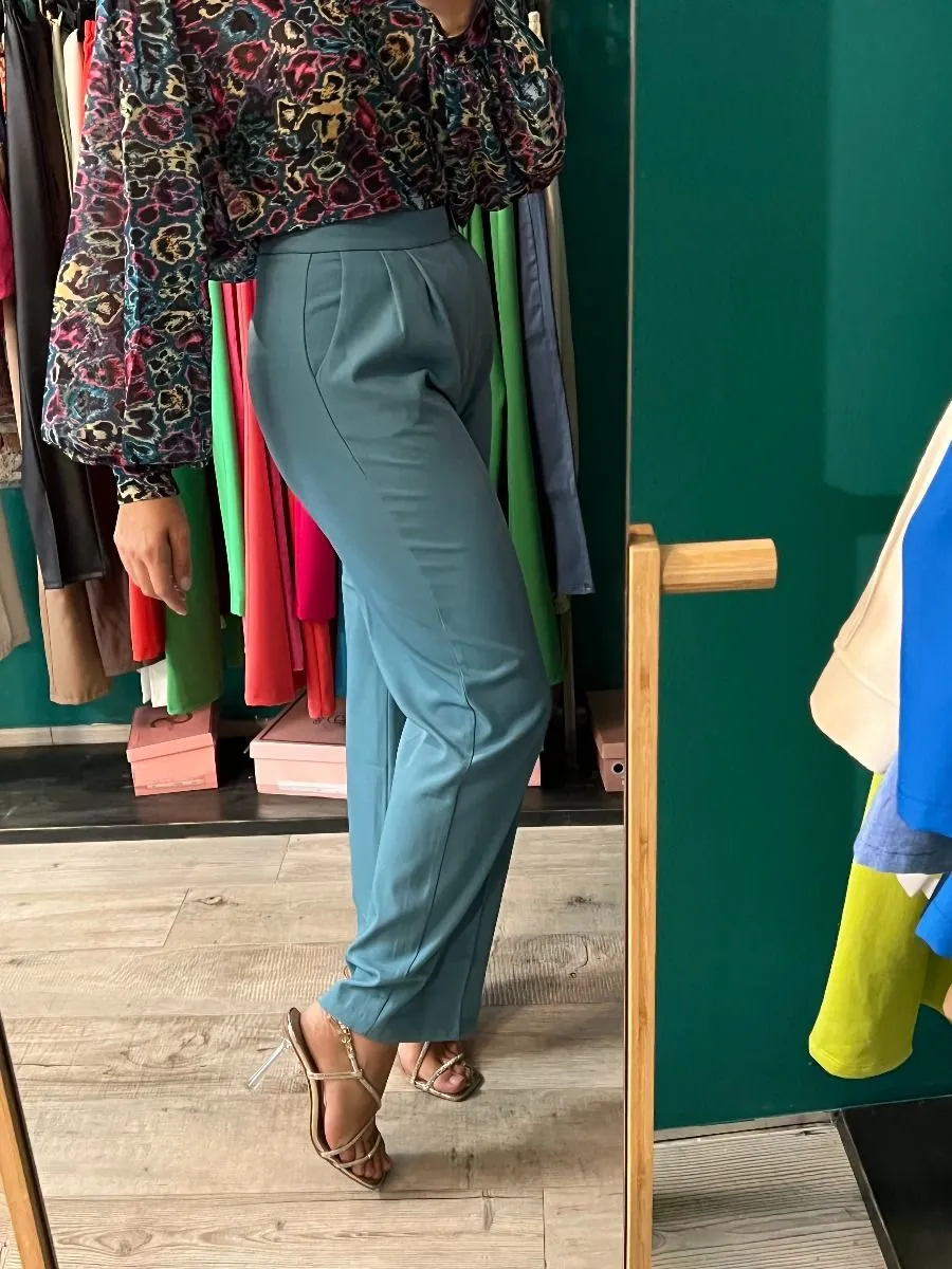 Pantaloni a palazzo con cintura