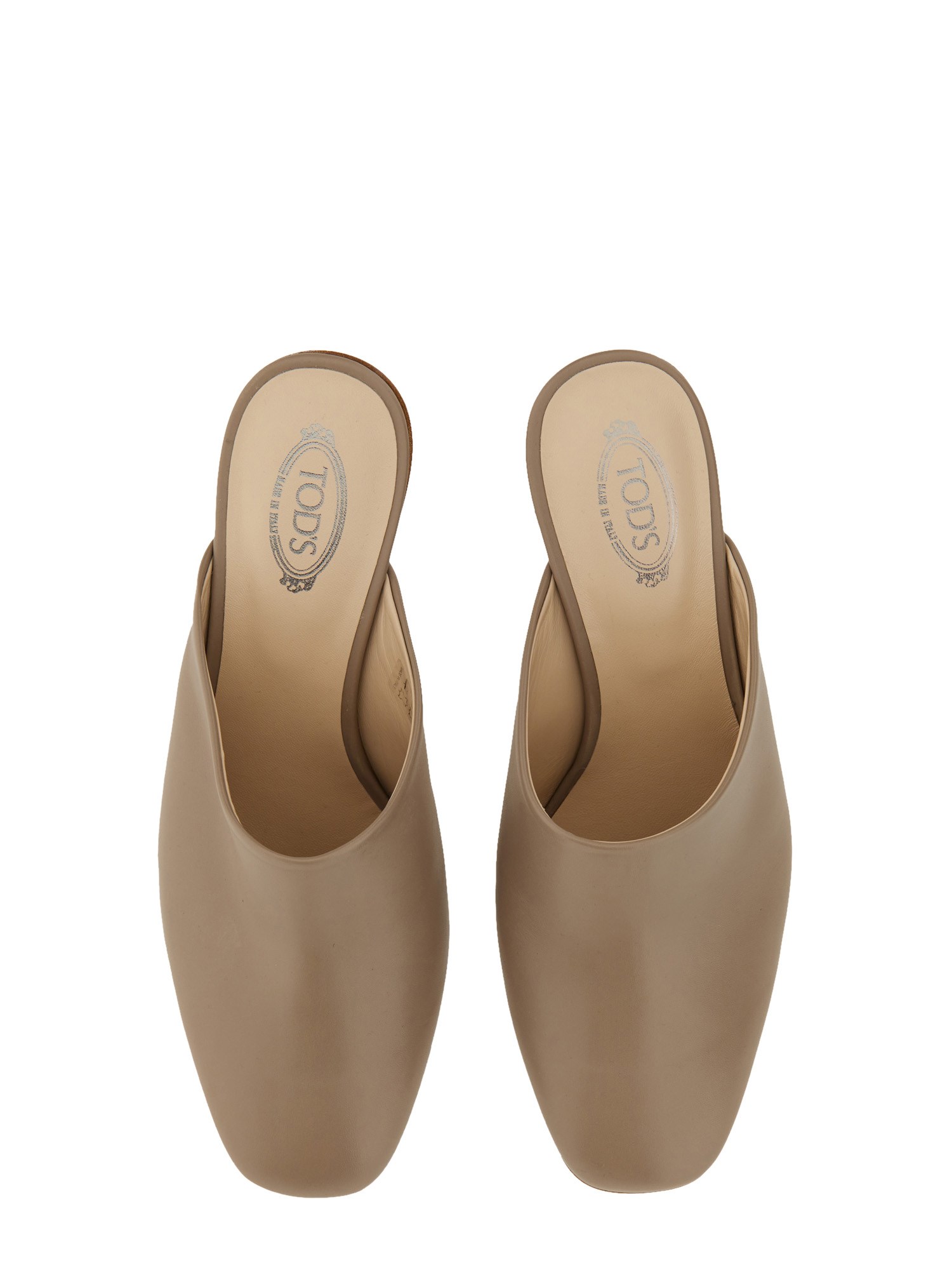 TOD'S    LEATHER SANDAL